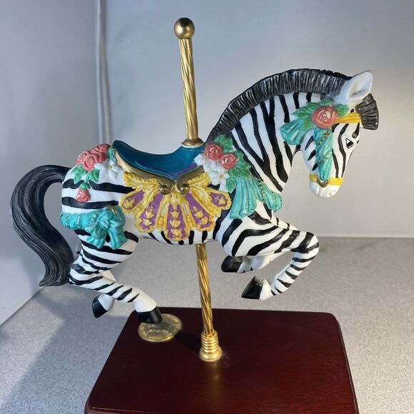 VTG 1992 San Francisco Music Box  Carousel Zebra  Wind Up Music Box - Picture 12 of 15